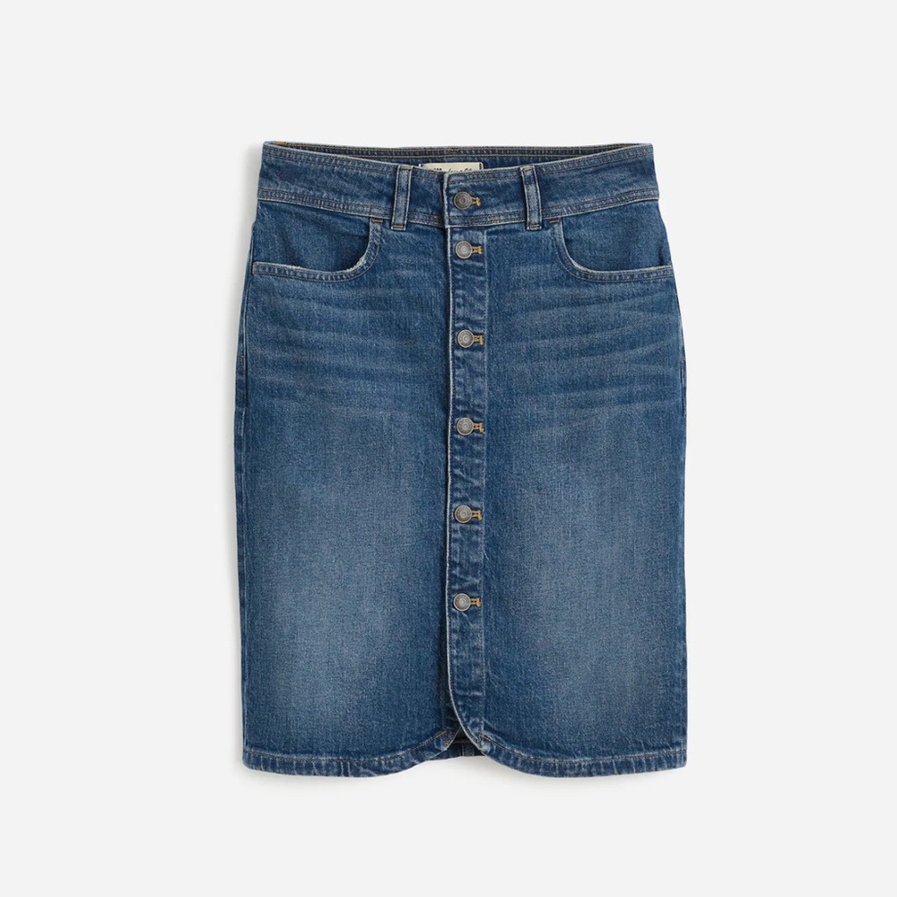 Denim Button-Front Midi
Skirt in Concho Wash